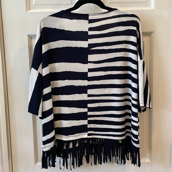 Chico’s Size 2, 12/14, Navy Fringed Scoop Neck Top with Short Sleeves. - Picture 6 of 11